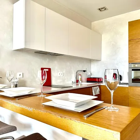 Podwale 2 54 - Self Check-in 20h - Parking & Lift Wrocław